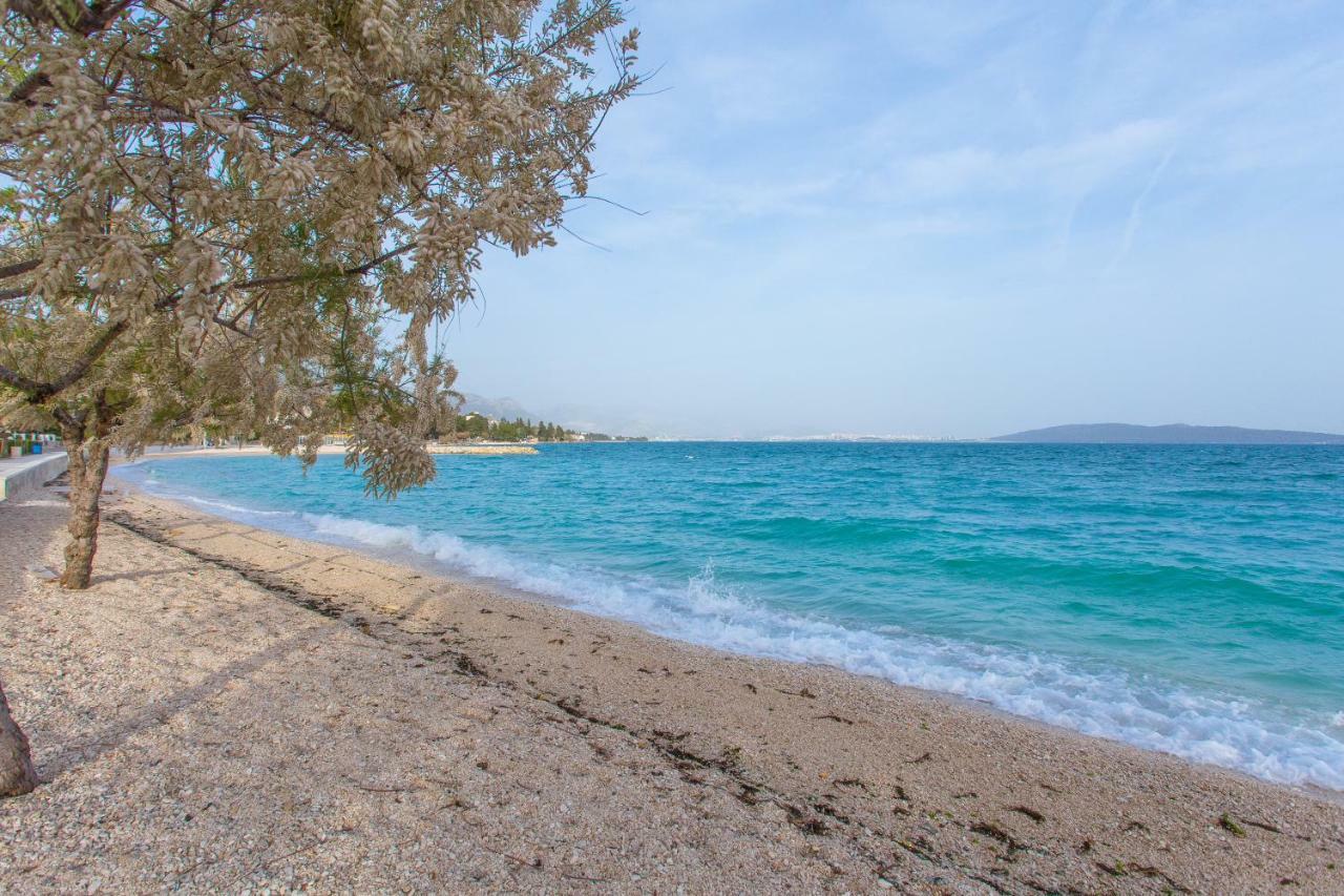 Seafront Apartment In Historical Cippico Castle Kaštela Exteriér fotografie